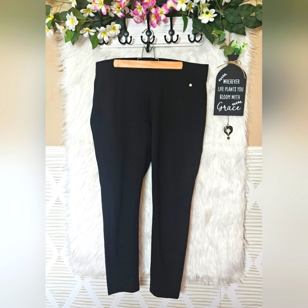 Jones New York Skinny Leg Pants